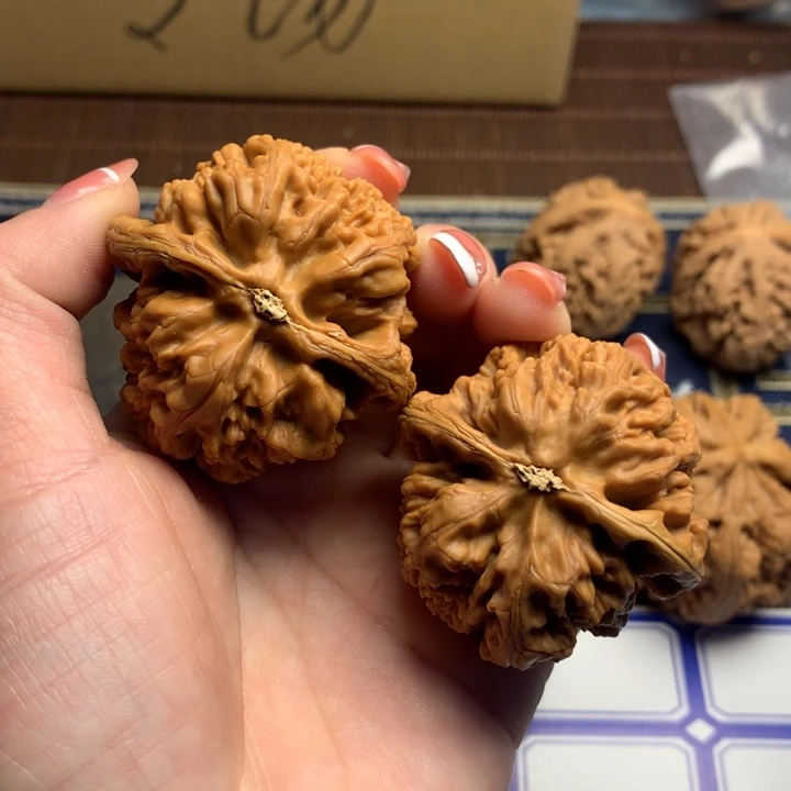 吊坠文玩核桃阿**林粗筋