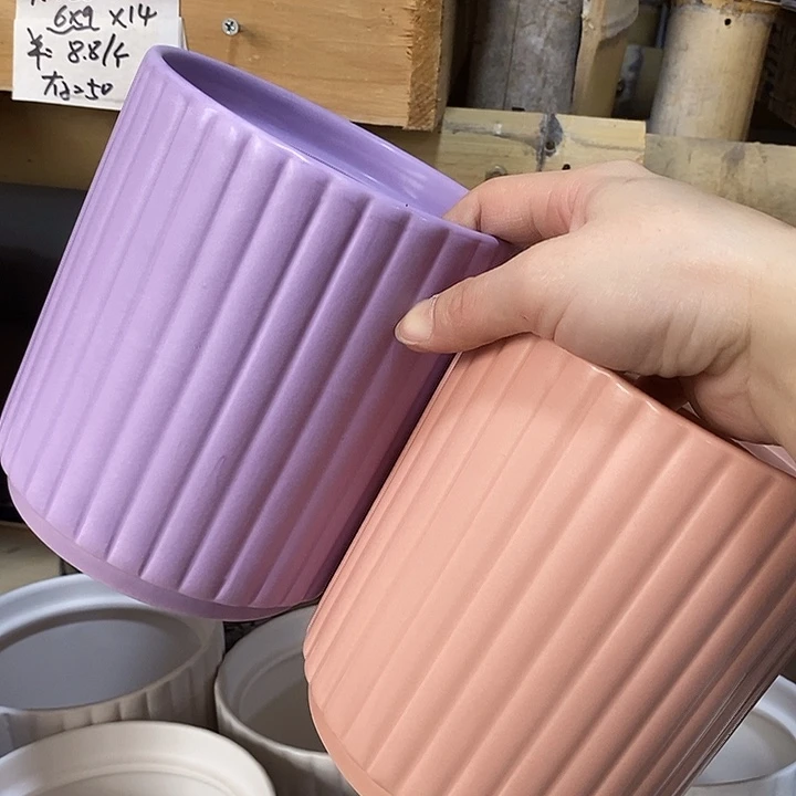 陶瓷花盆有孔 瑕疵介意勿拍