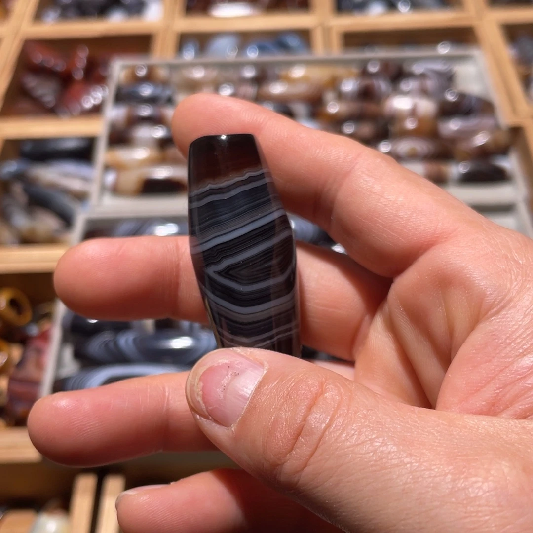 玛瑙/玉髓未镶嵌珠宝半成品