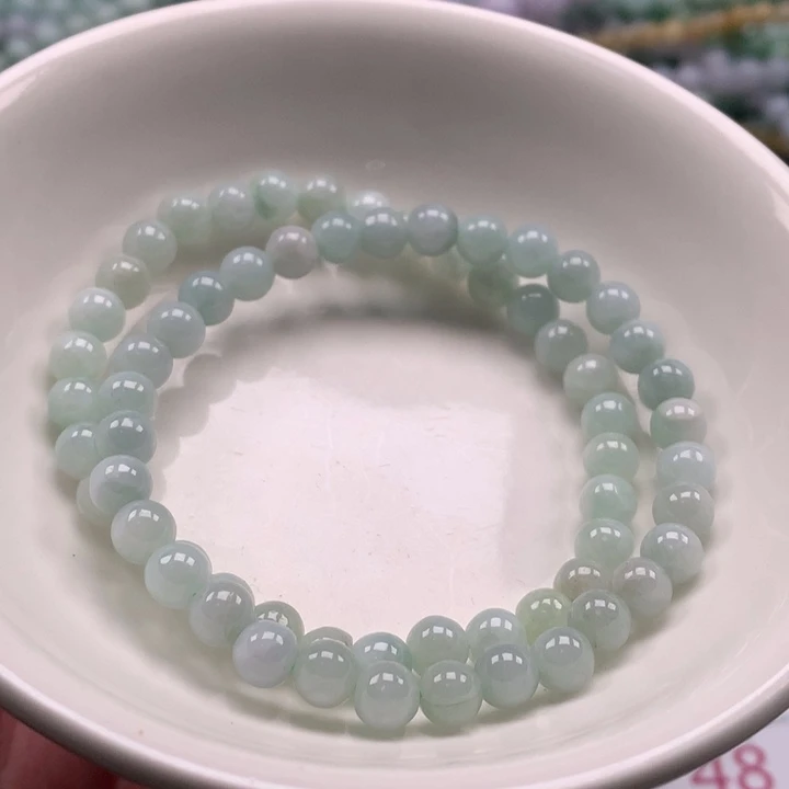 翡翠未镶嵌颈饰翡翠翡翠有瑕疵不退不换