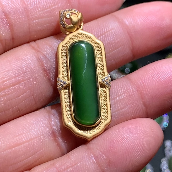 和田玉吊坠银S925镶嵌