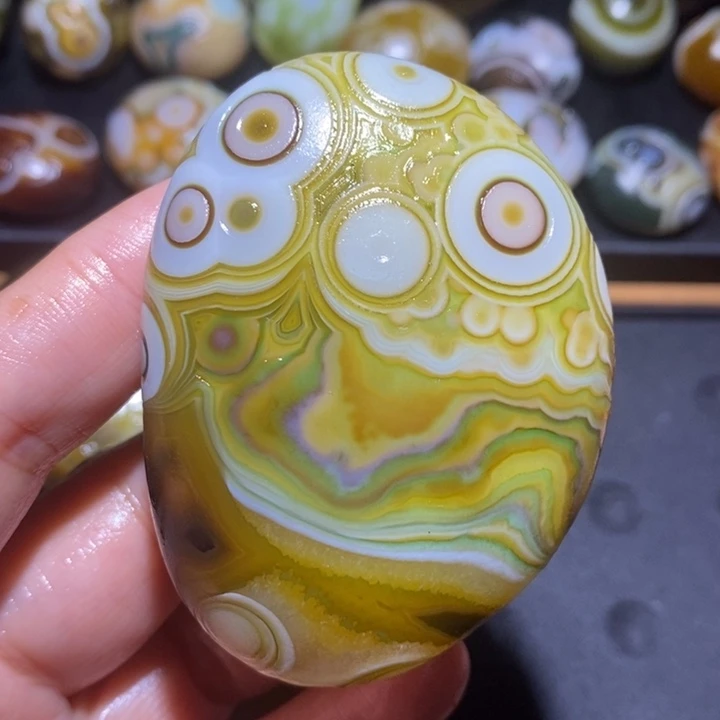 未镶嵌玛瑙/玉髓珠宝半成品96