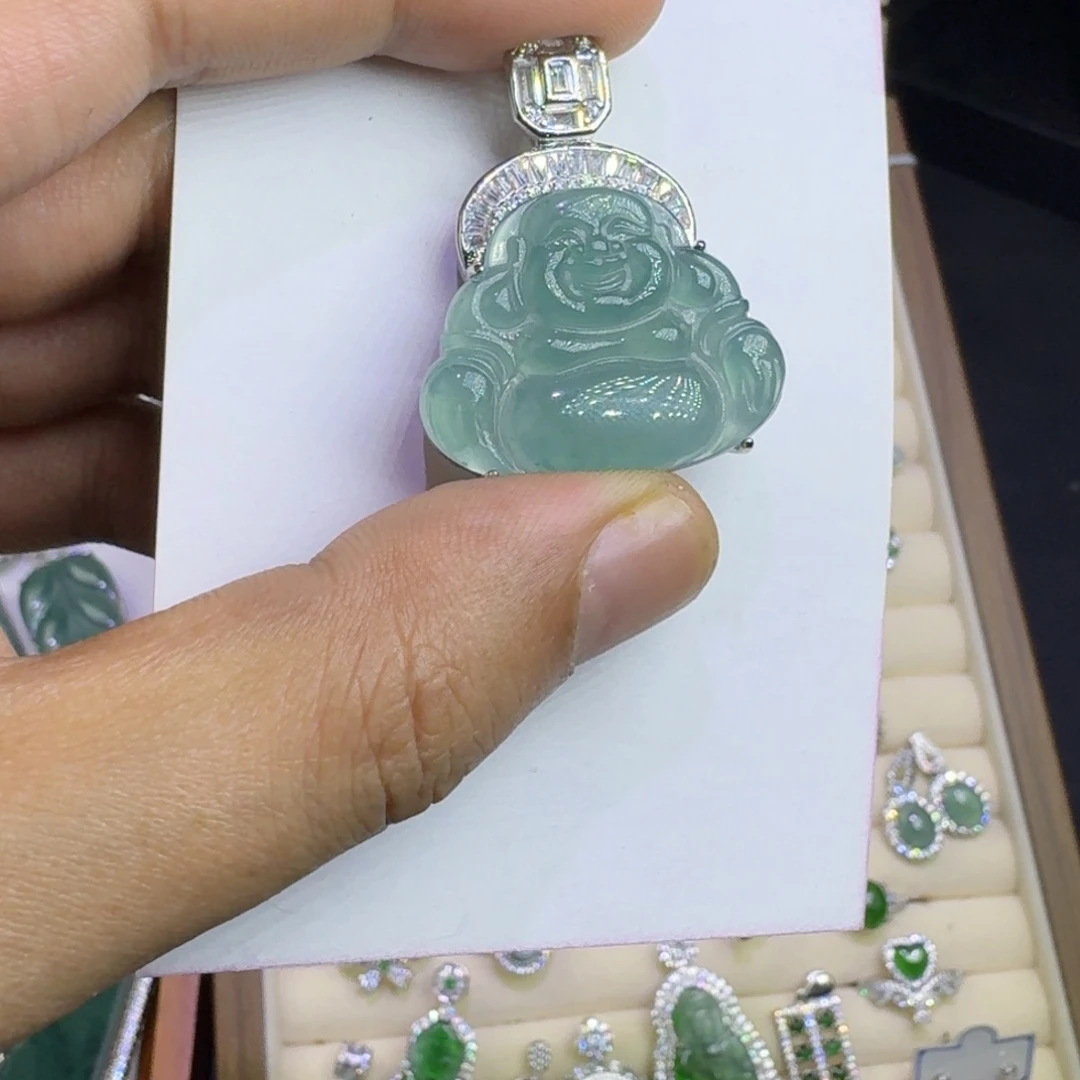 翡翠未镶嵌颈饰445