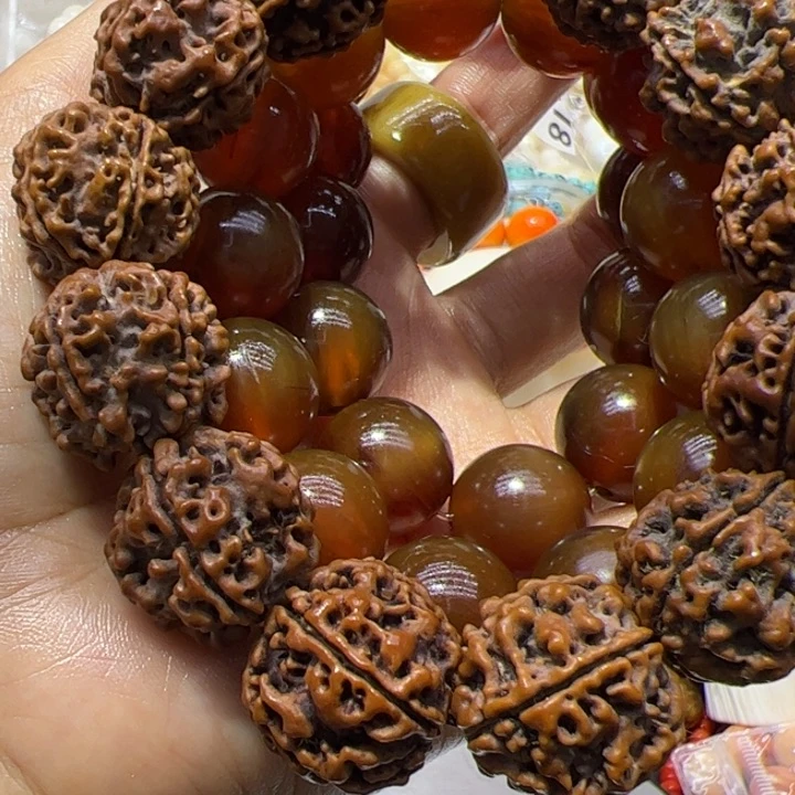 核桃手串/手链1.8圆珠赛红手串