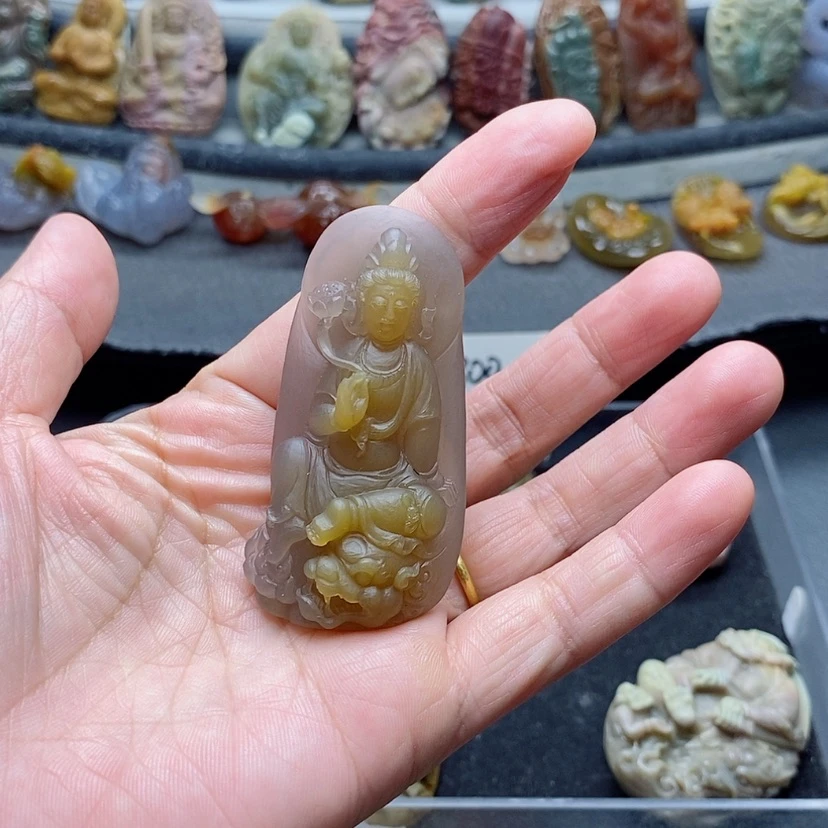 【闪购商品】定制石英质玉吊坠未镶嵌