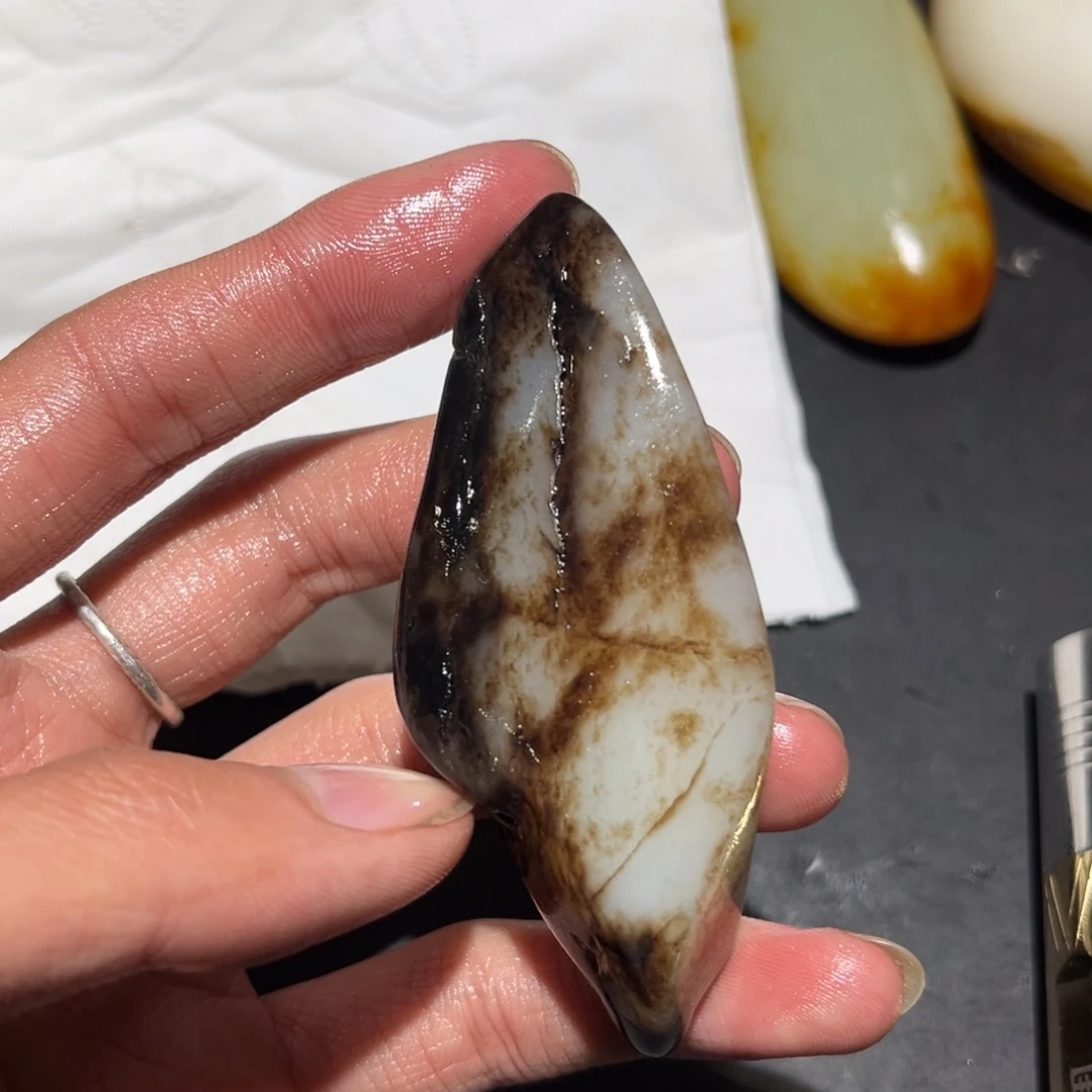 和田玉未镶嵌珠宝奇石