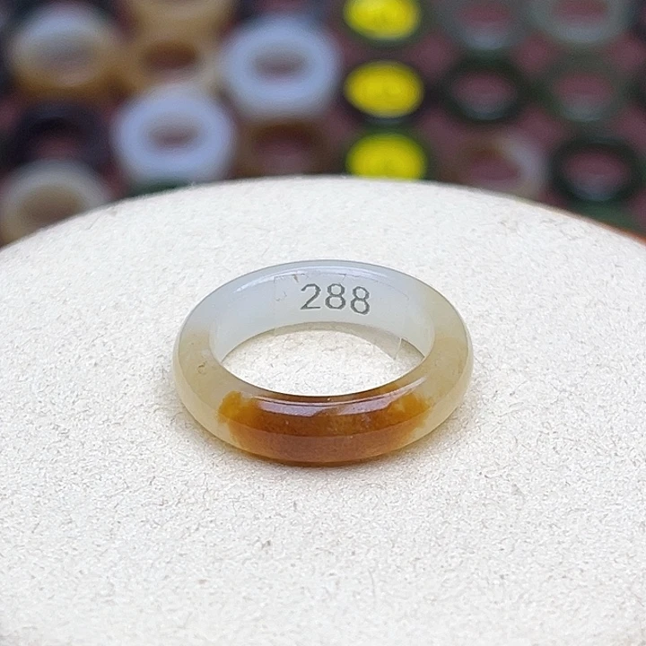 和田玉戒指未镶嵌17.4内径15圈一口糖（无鉴赏