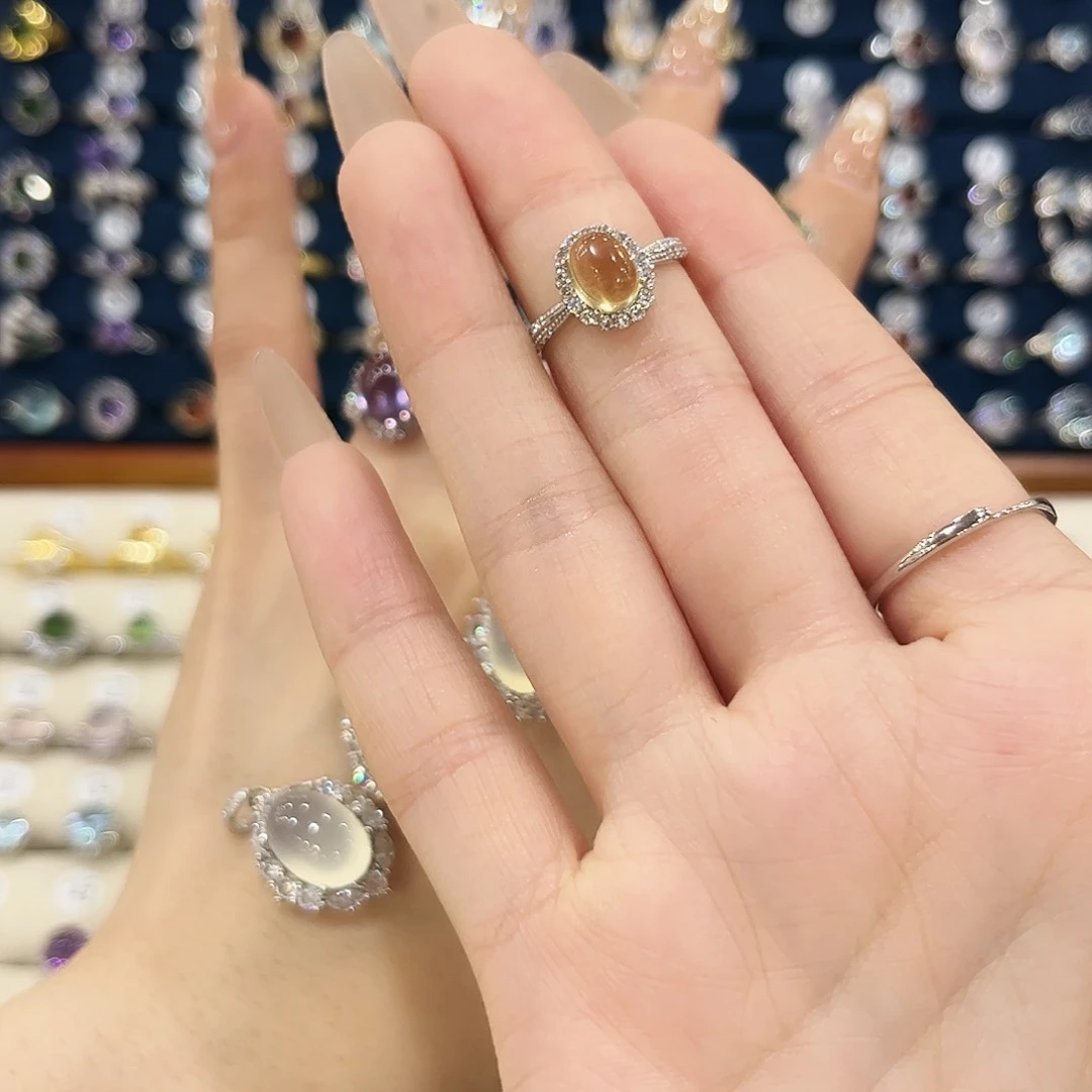 女款银S925镶嵌水晶少*戒指1