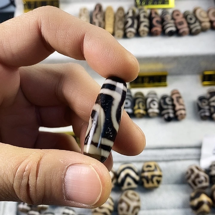 玛瑙/玉髓合金颈饰