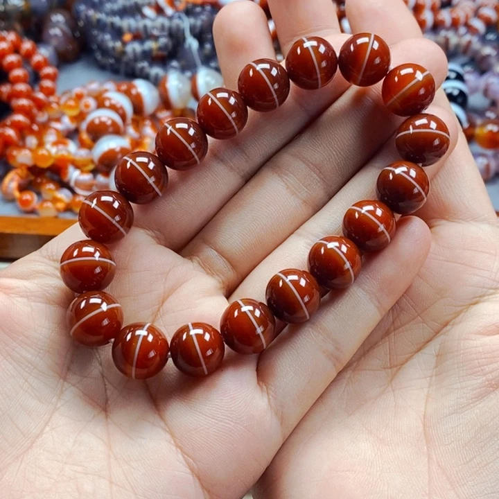 齐***阁玛瑙/玉髓手串未镶嵌