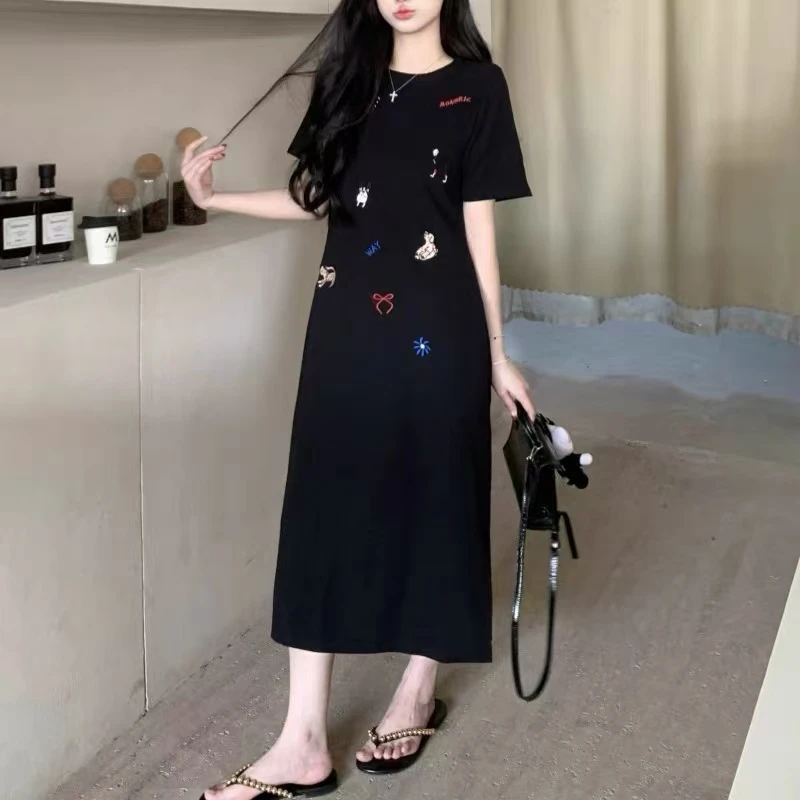 刺绣小狗设计师款连衣裙夏季宽松百搭清凉透气