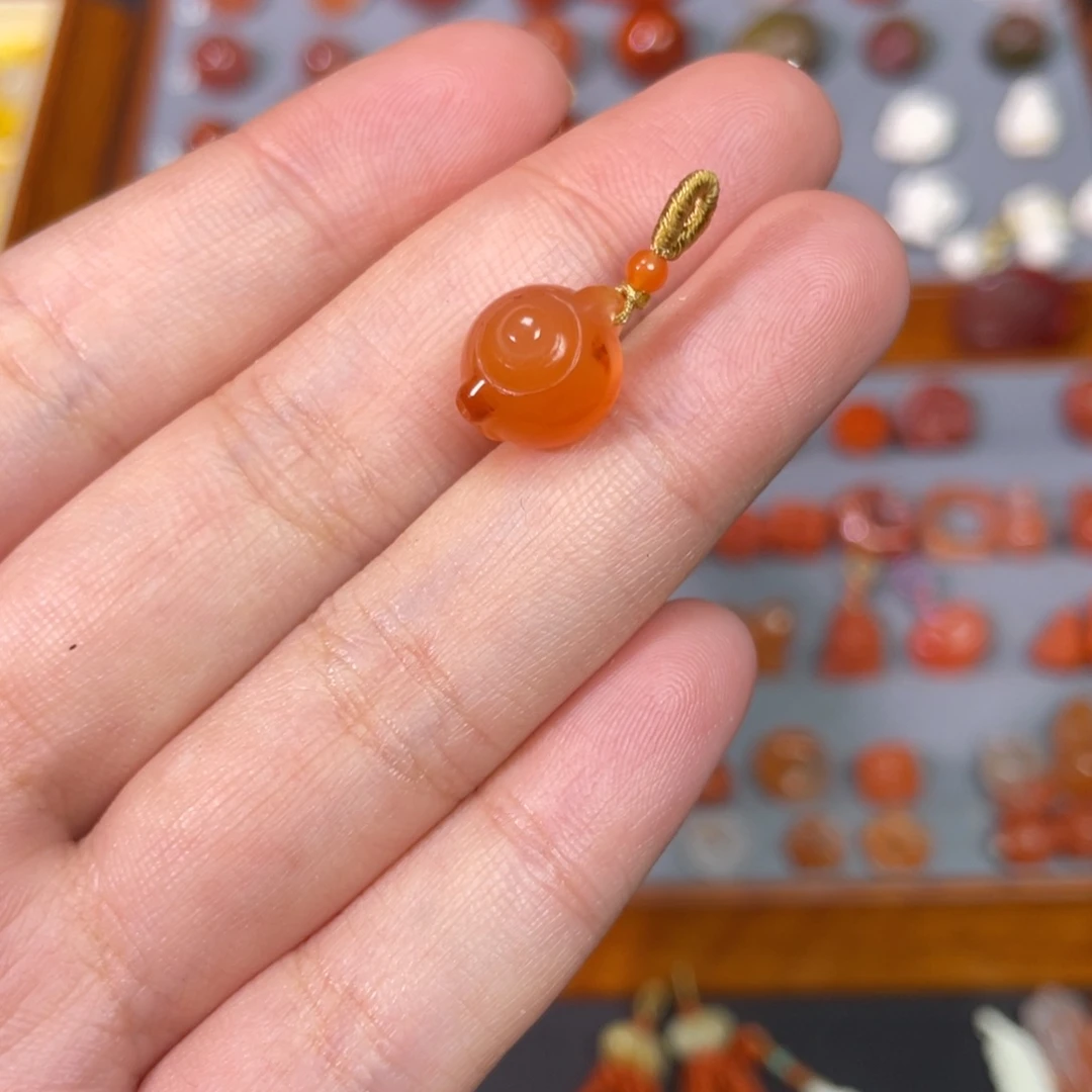 南红玛瑙未镶嵌把把壶