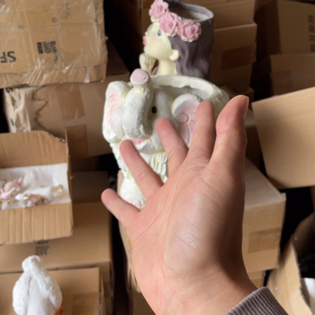 【闪购商品】氧化镁大号奶油大象盆