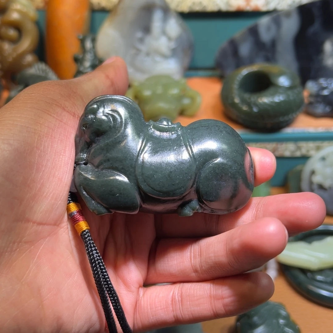 和田玉未镶嵌挂件