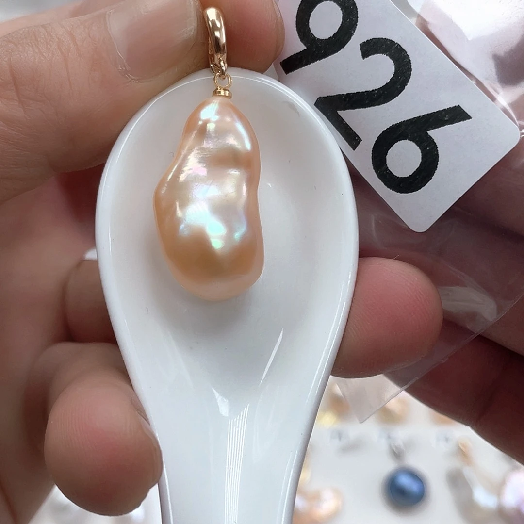 淡水珍珠颈饰银S925镶嵌依****）