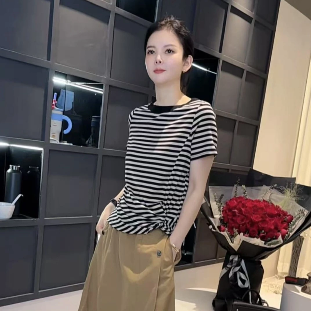 《姚家优麦汇》Y5889夏款一字领设计感时尚百搭短袖显瘦上衣女