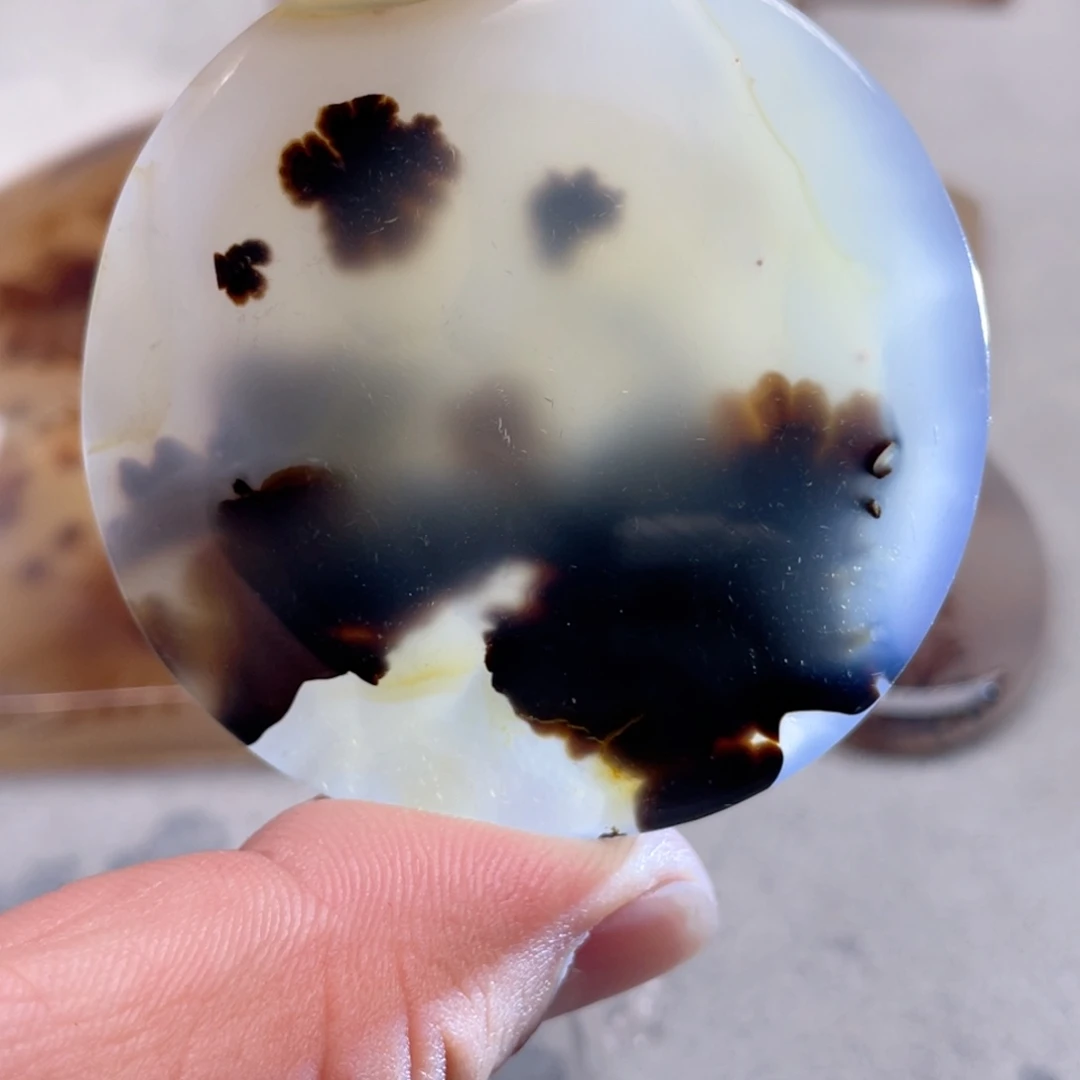 【闪购商品】玛瑙/玉髓颈饰合金