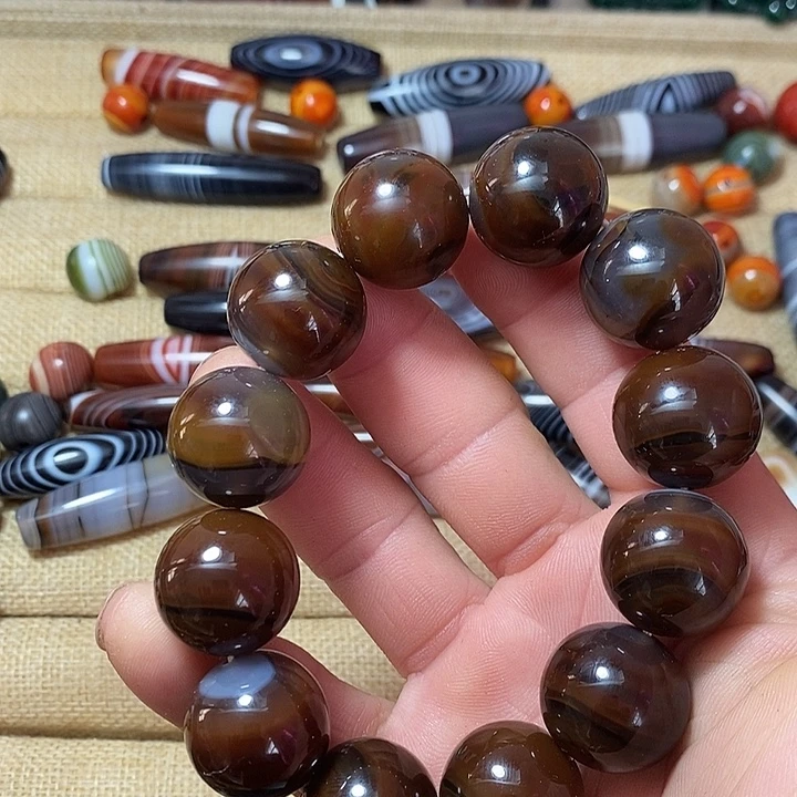 玛瑙/玉髓合金颈饰