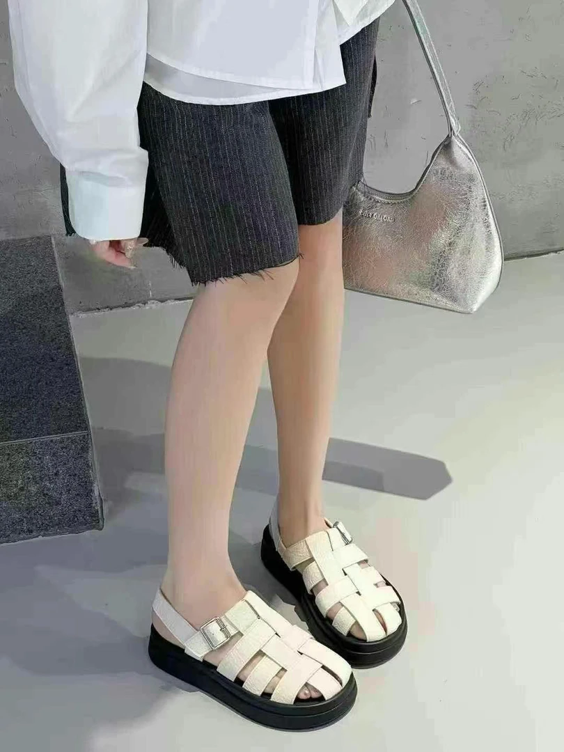 露趾休闲风中跟时装凉鞋百搭夏季厚底包头凉鞋