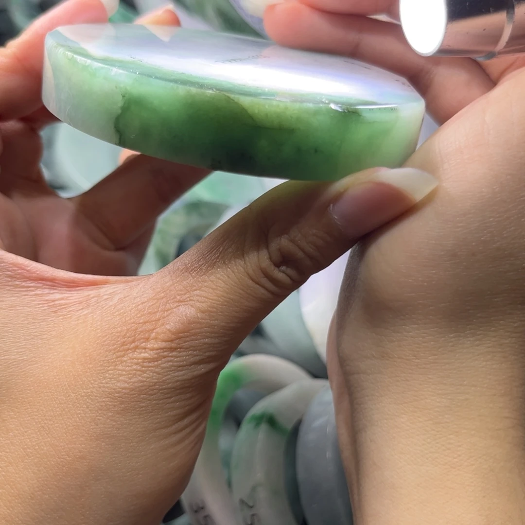 定制翡翠翡翠手镯未镶嵌