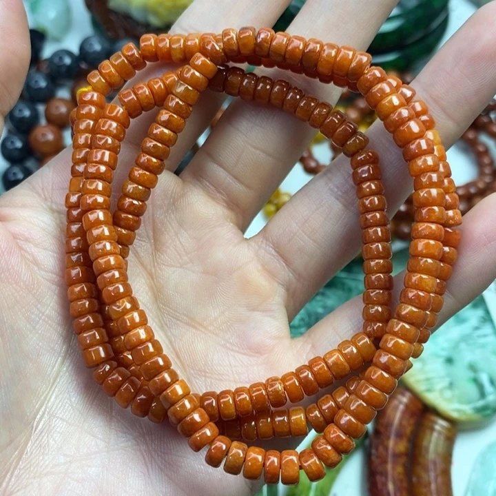 颈饰未镶嵌翡翠吊坠