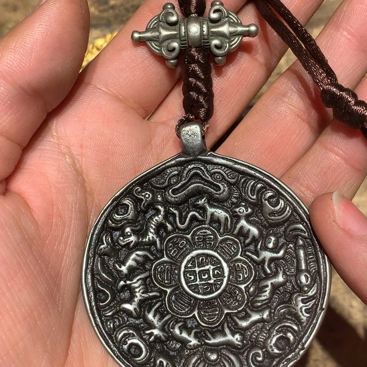 琉璃颈饰c****8喜欢的朋友