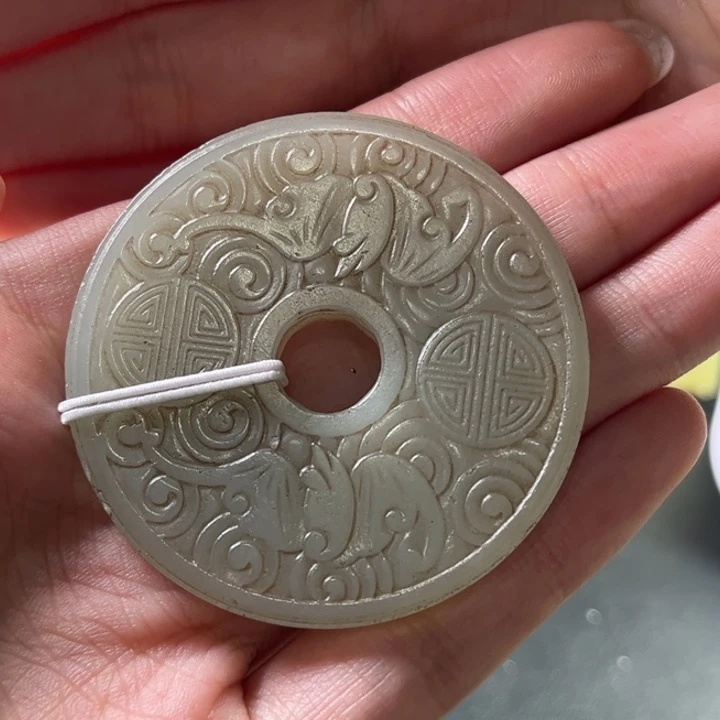 和田玉挂件未镶嵌m**8