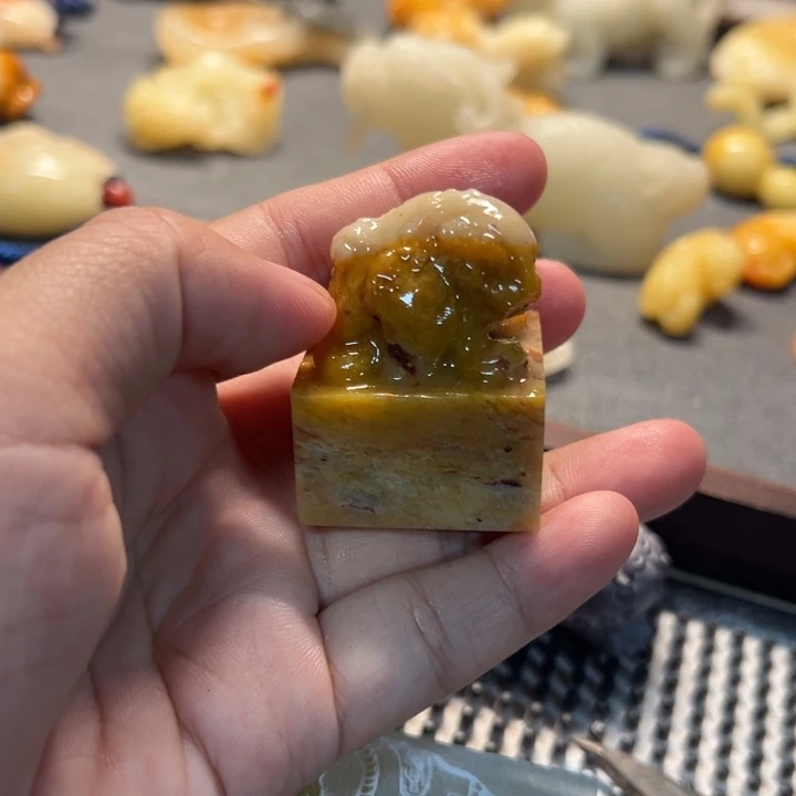 方***i寿山石印石寿山石雕刻工艺的研究与开发