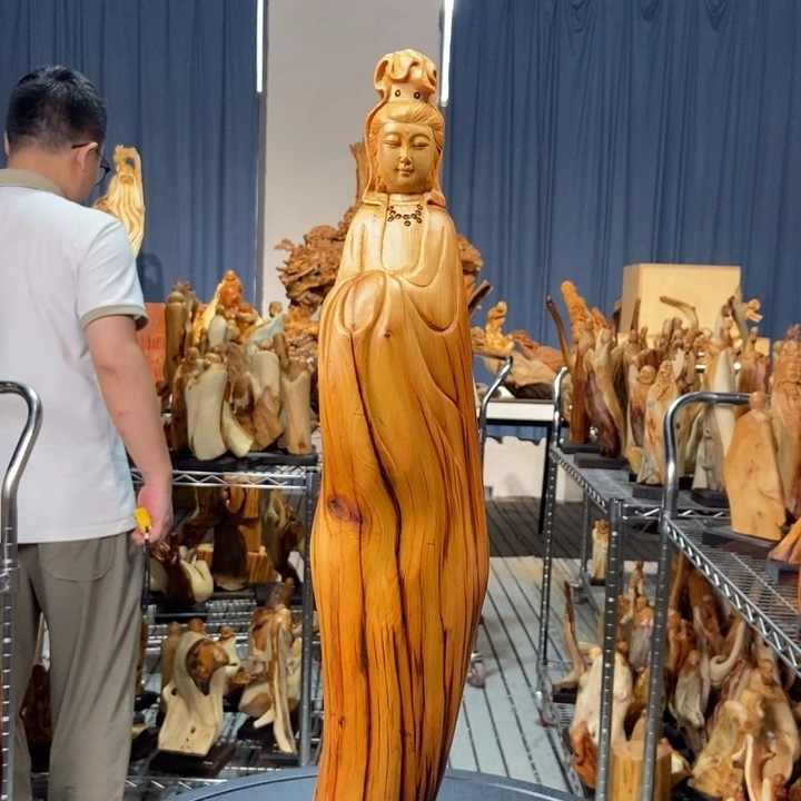 柏木（崖柏）随型摆件