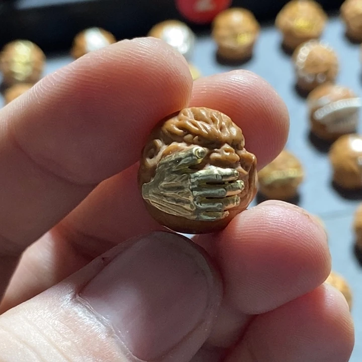 把件猴头核桃铜不语