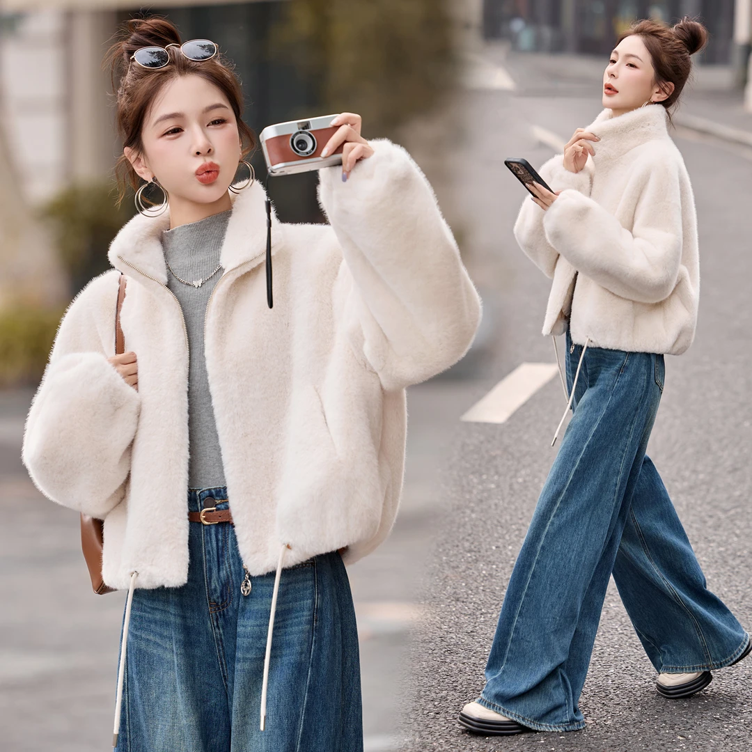 皮毛一体外套女短款小个子2025冬季新款时髦洋气减龄加厚保暖上衣