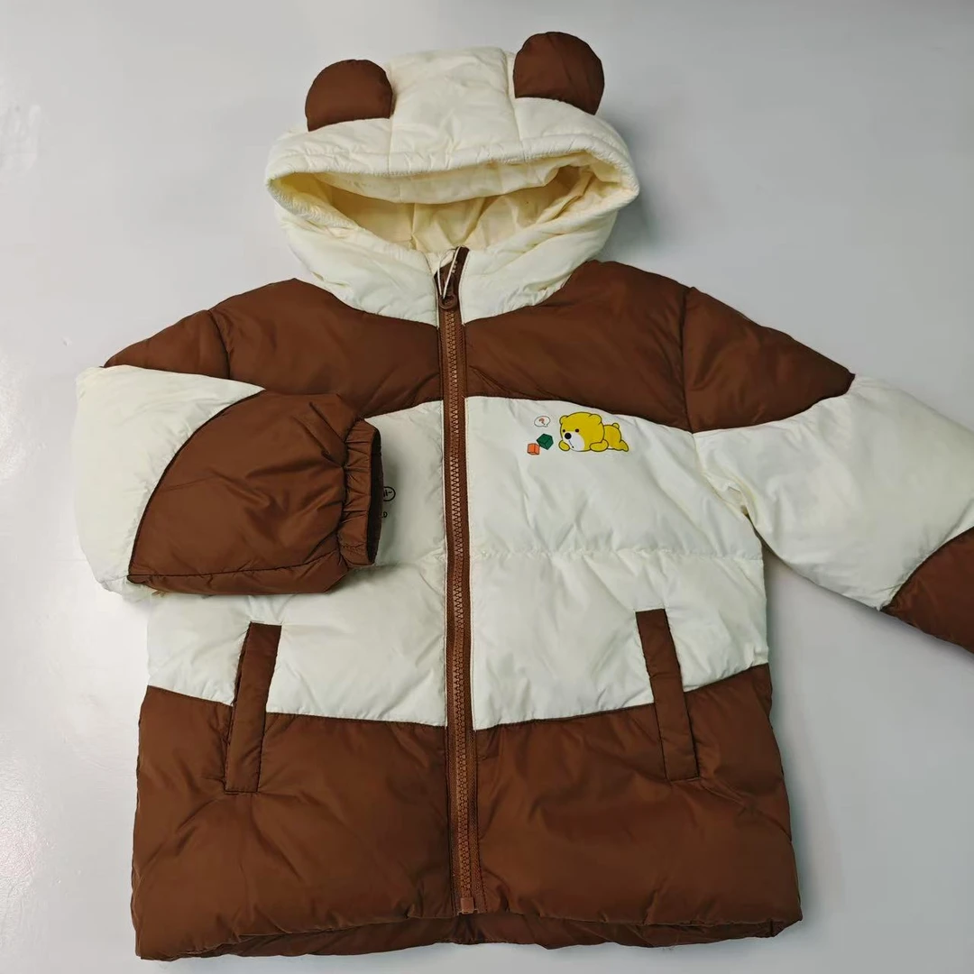 卜吉熊玩转魔方系列新款男女童装加厚舒适撞色保暖羽绒服（039）