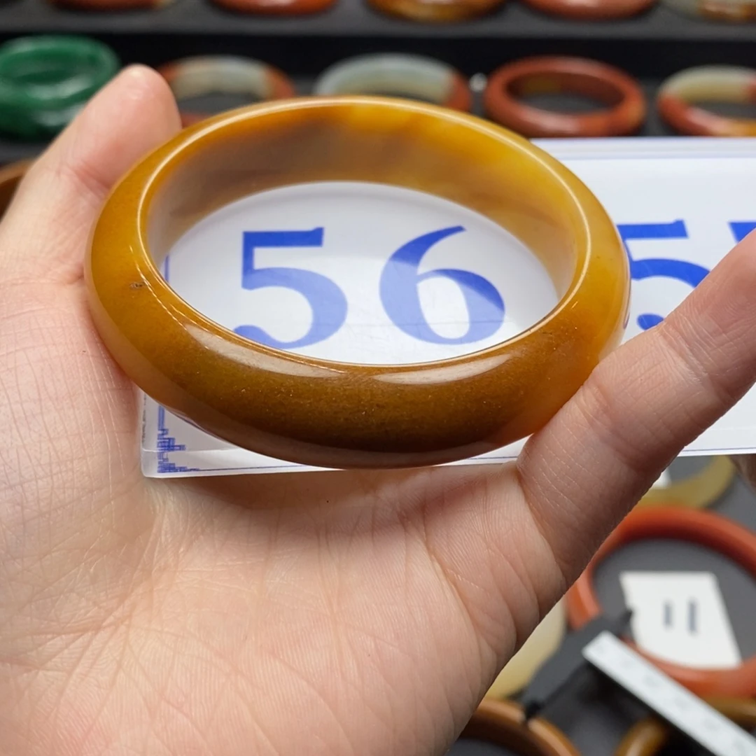 石英质玉（黄龙玉）手镯未镶嵌