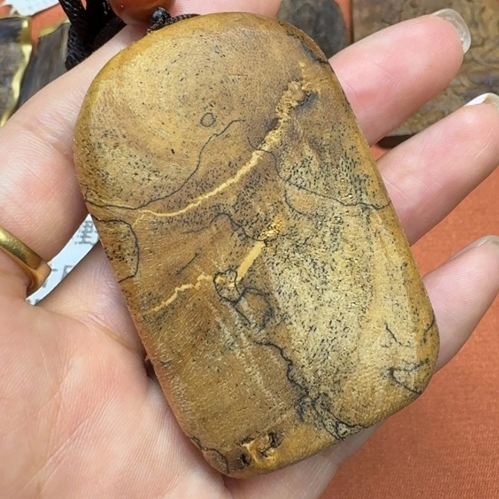 大叶紫檀（黑酸枝木类）