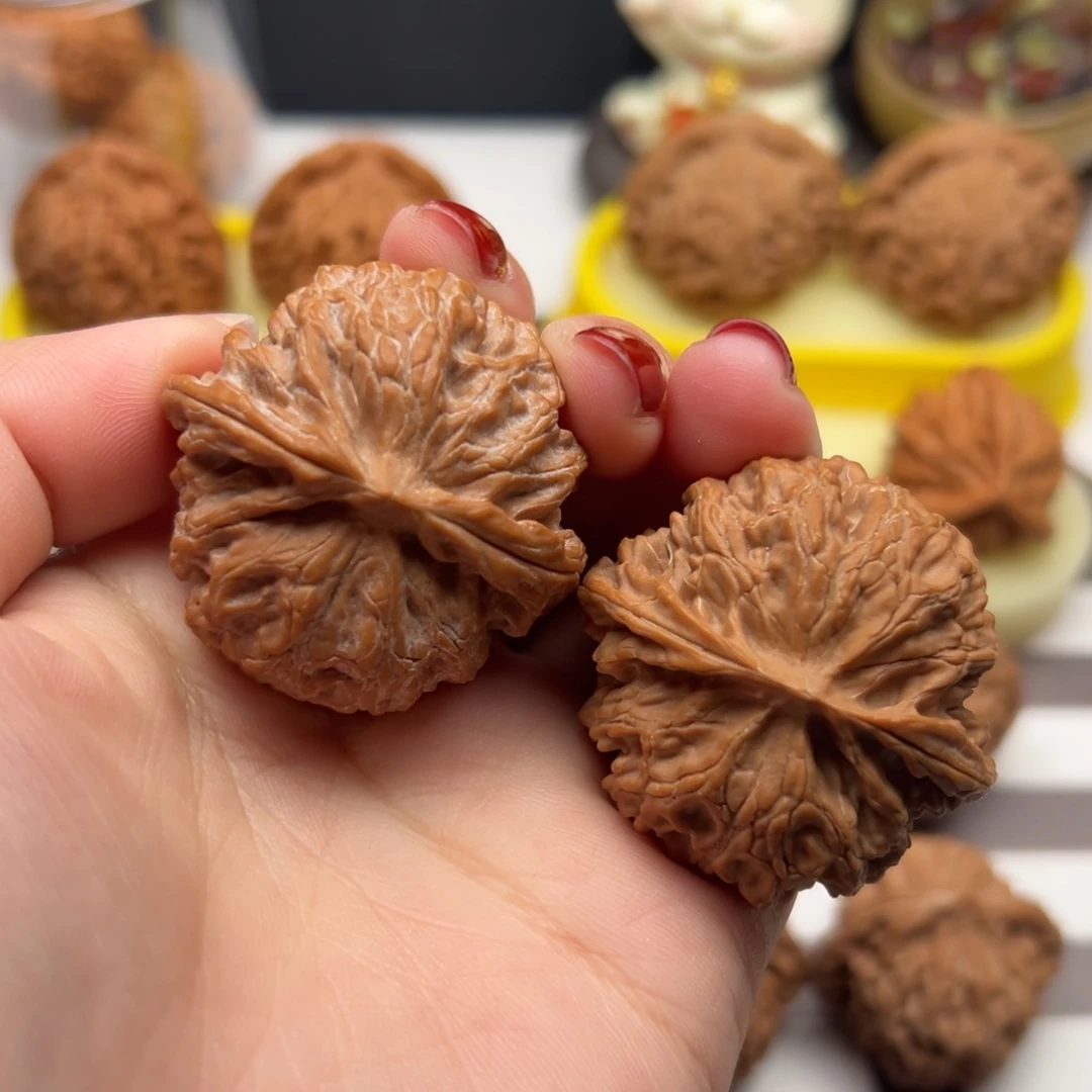 文玩核桃把件40全品苹果园