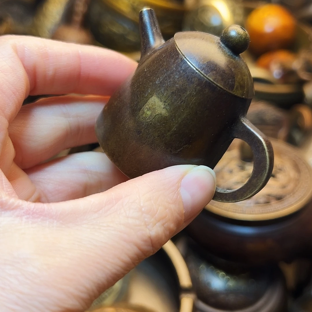 精美铜器工艺品等