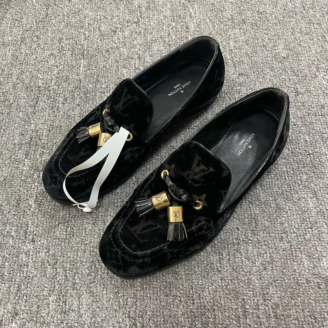 95新 LouisVuitton/路易威登 圆头套脚乐福鞋 36.5码/3173