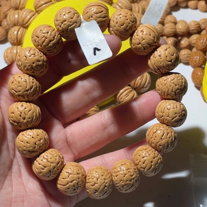 一***光吊坠桃核桃核手串金丹17尺寸