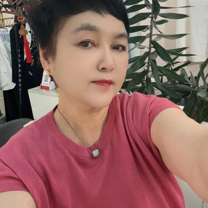 妱茗优选夏季新品竹节麻面料半袖时尚百搭减龄面料舒适透气性好