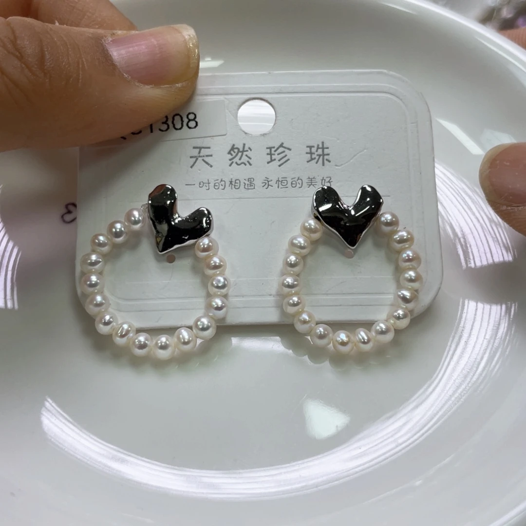 合金淡水珍珠耳饰针是925