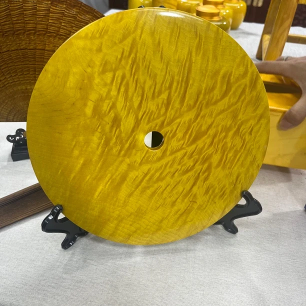 金丝楠木圆盘摆件