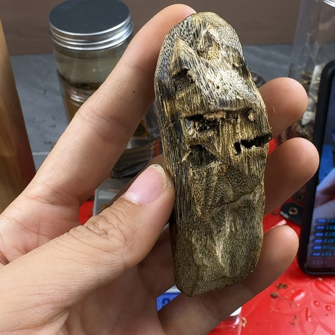 香料绿奇楠虫漏白棋15克