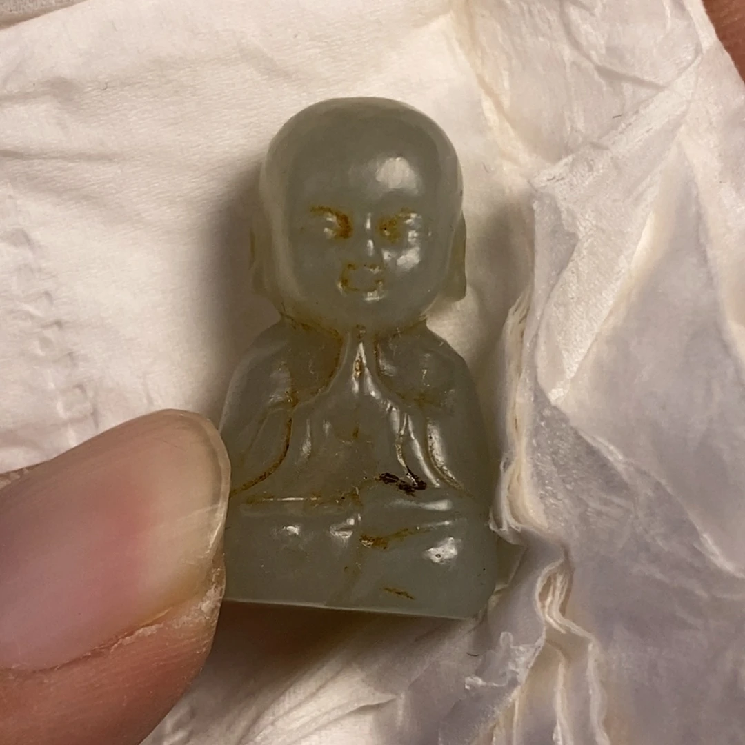 颈饰未镶嵌和田玉斋**子