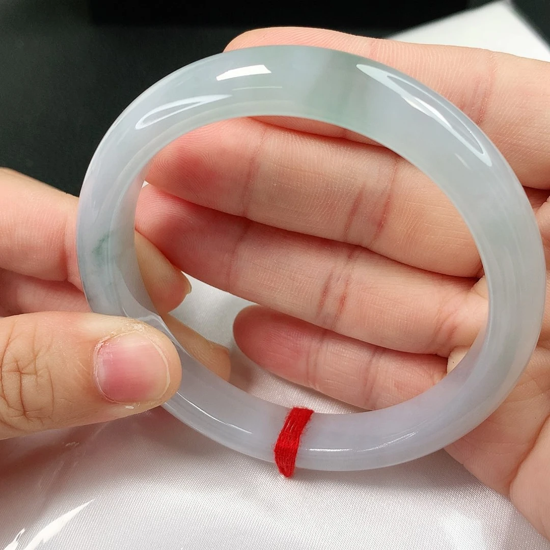 翡翠手镯未镶嵌，，，，，，，