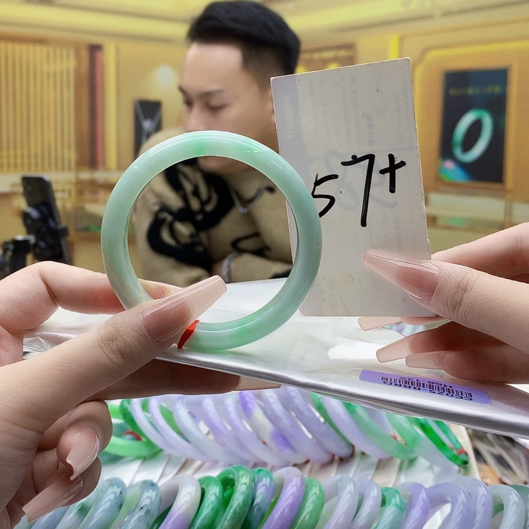 翡翠未镶嵌手镯nn