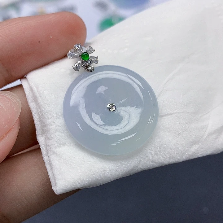 翡翠未镶嵌颈饰缅甸翡翠