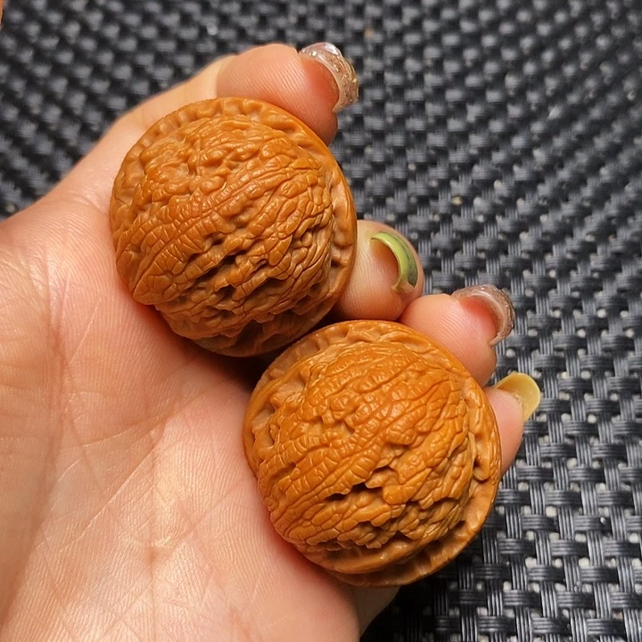 文玩核桃把件秦岭核桃