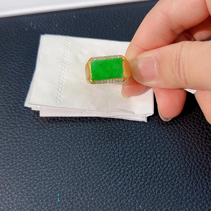 颈饰未镶嵌翡翠?****?