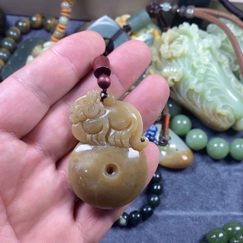 未镶嵌手链和田玉（糖玉）