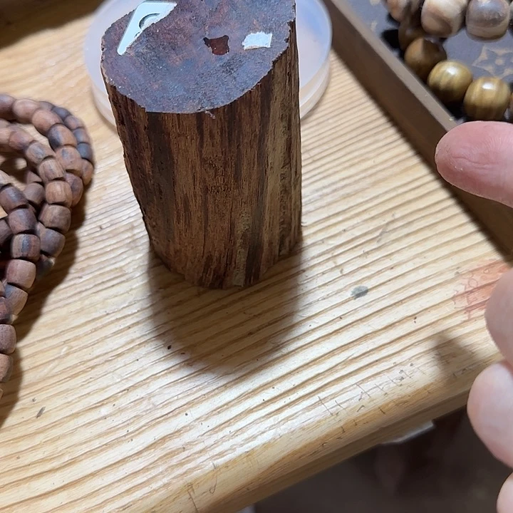 檀香紫檀（小叶紫檀）降真香670